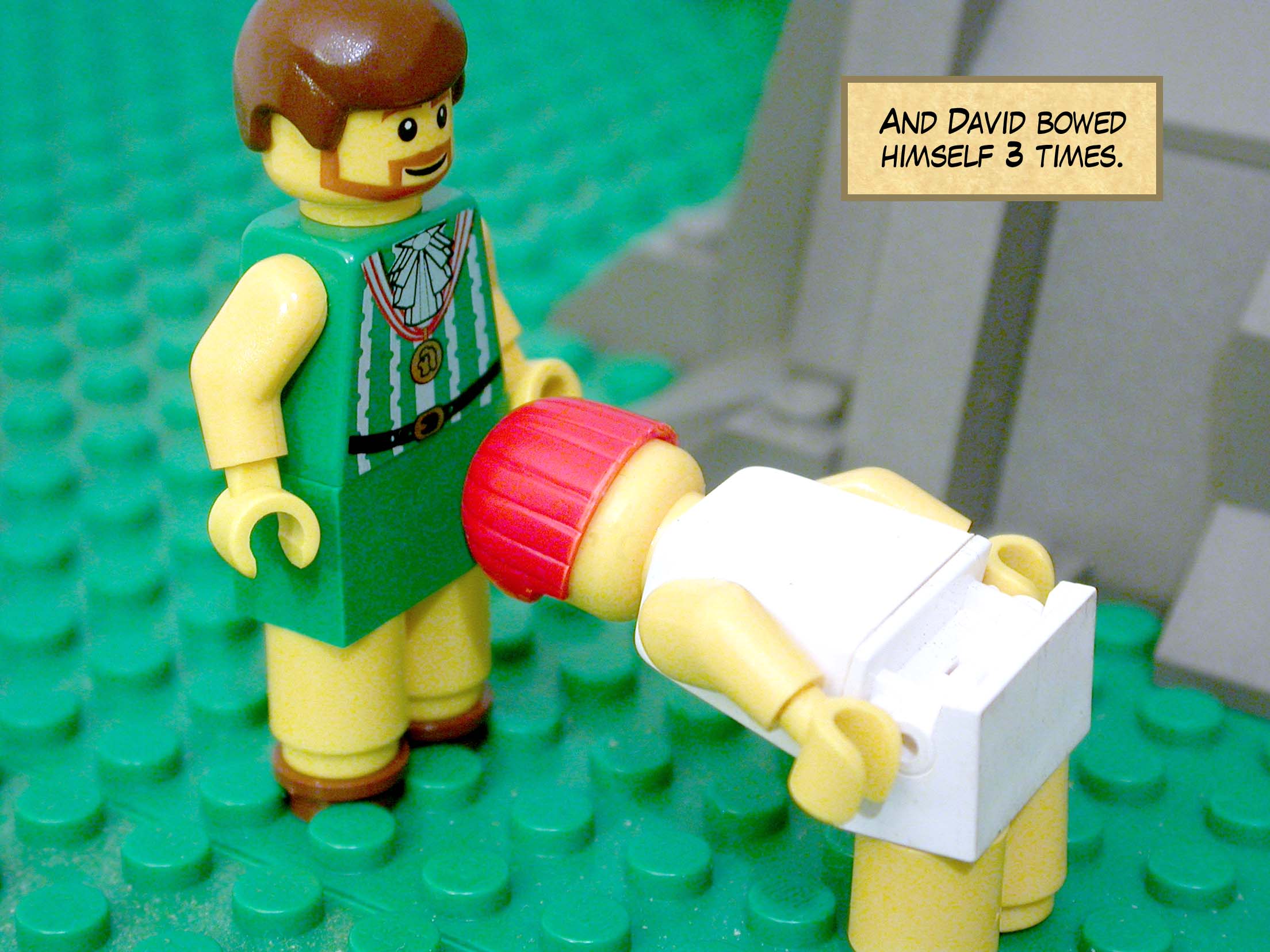 David bowed himself three times.